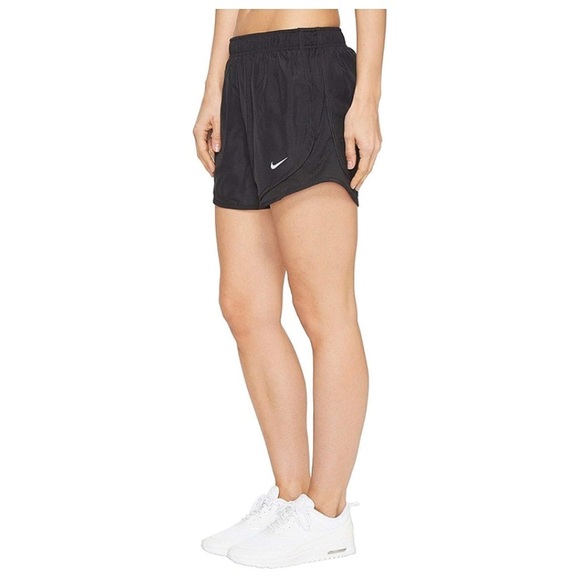 NWT Nike Women's Dri-fit Tempo Track 3.5 Short - Picture 2 of 7